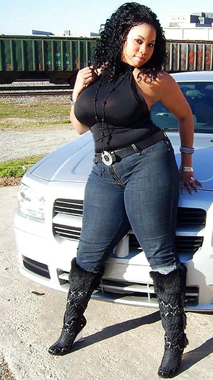 24P Curvy Beauties 23 Clothed Edition