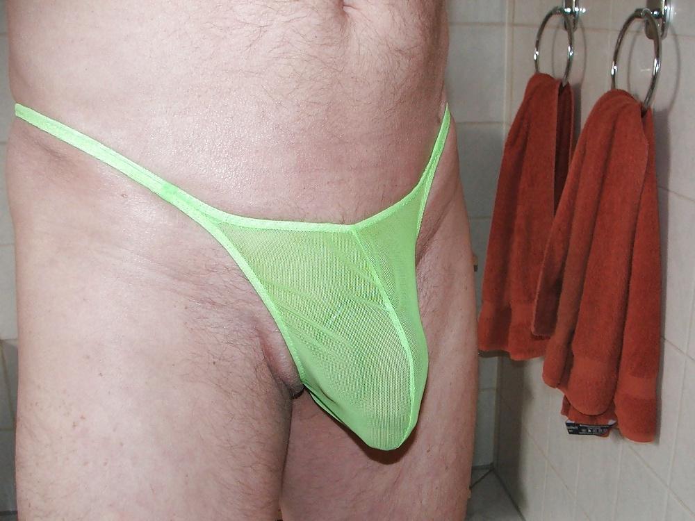 25P Green mesh thong