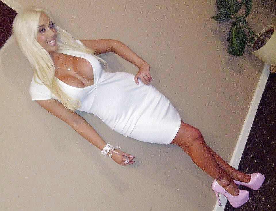 14P Barbie the Bimbo