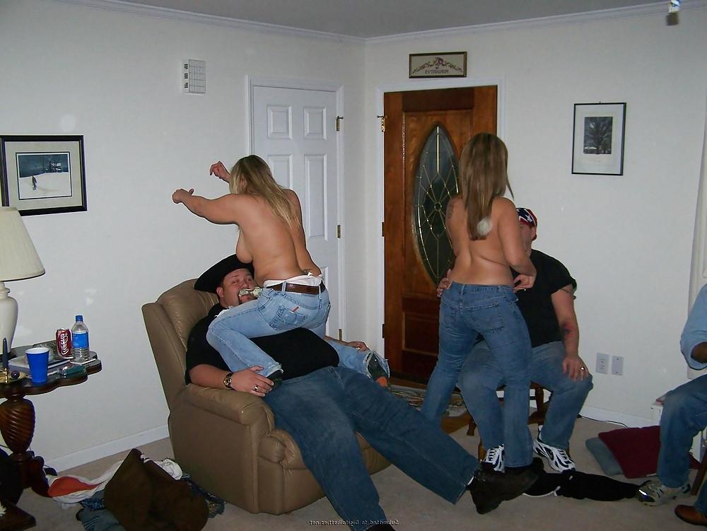 25P Queens in Jeans CLXIX