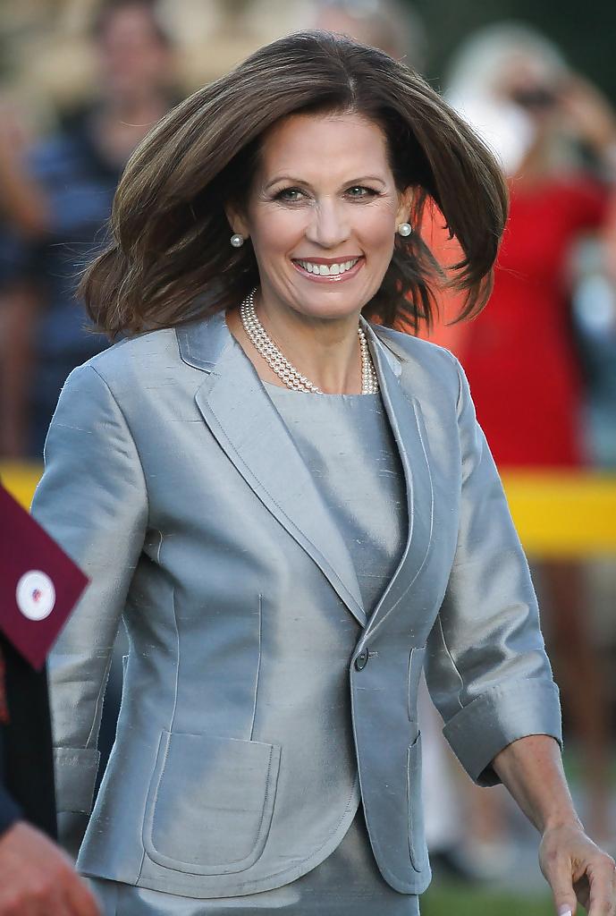25P Love jerking off to Palin, Coulter and Bachmann