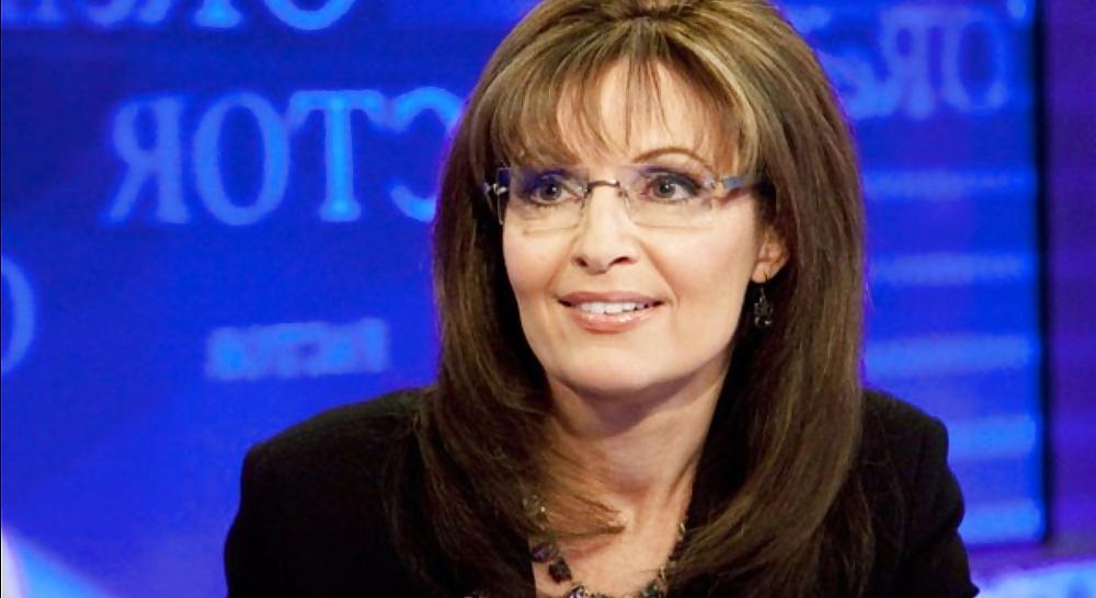 25P Love jerking off to Palin, Coulter and Bachmann