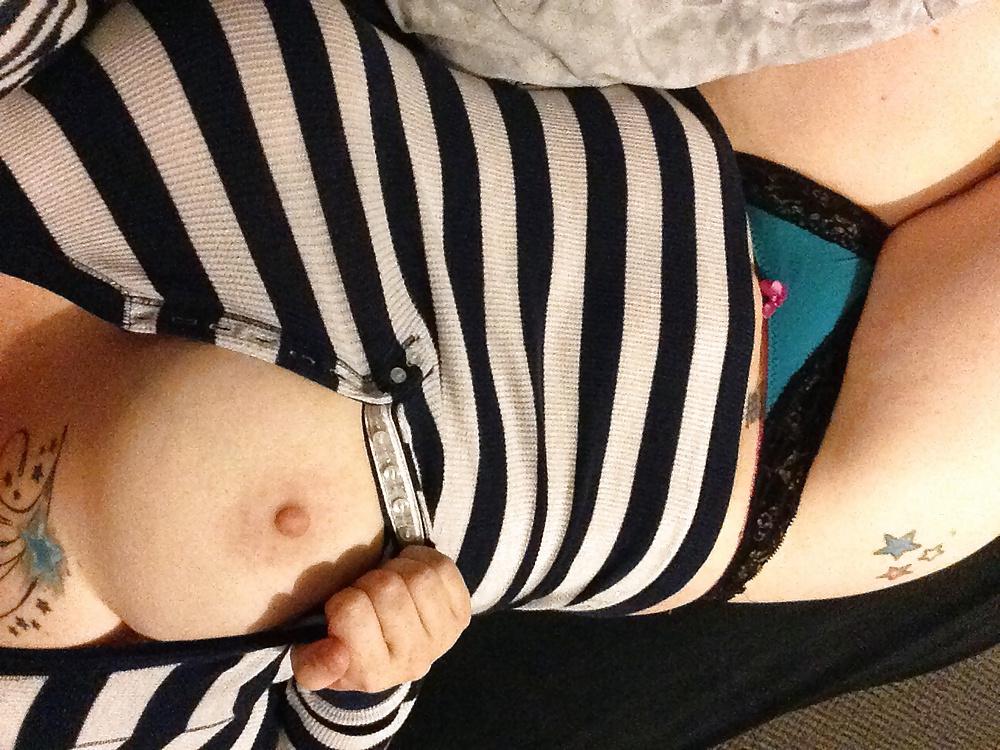 23P MAKENZIE--RED HEAD MILF!!
