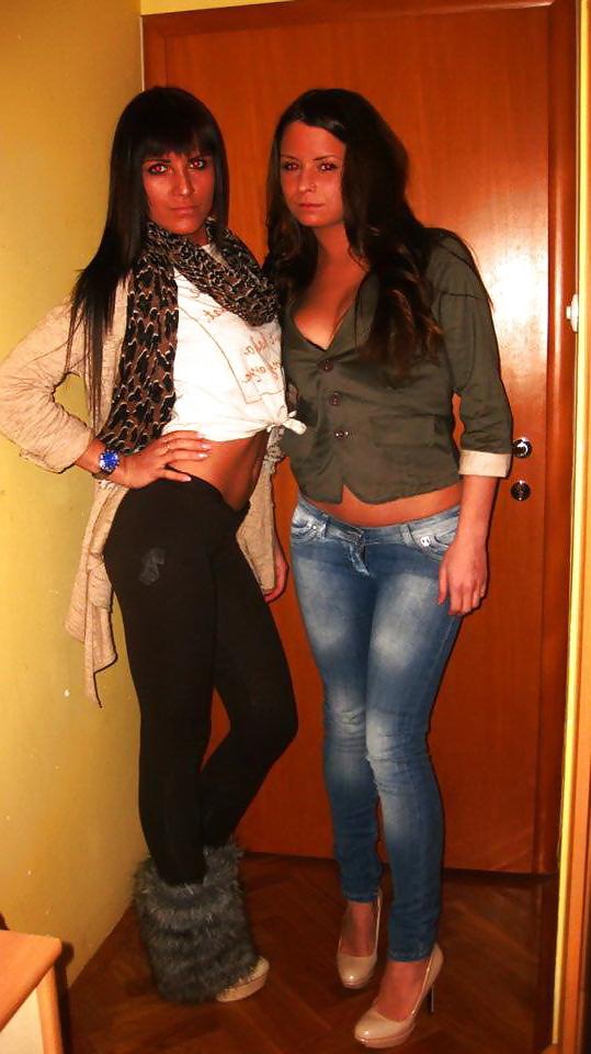 25P Beautys in Jeans 30 - no porn