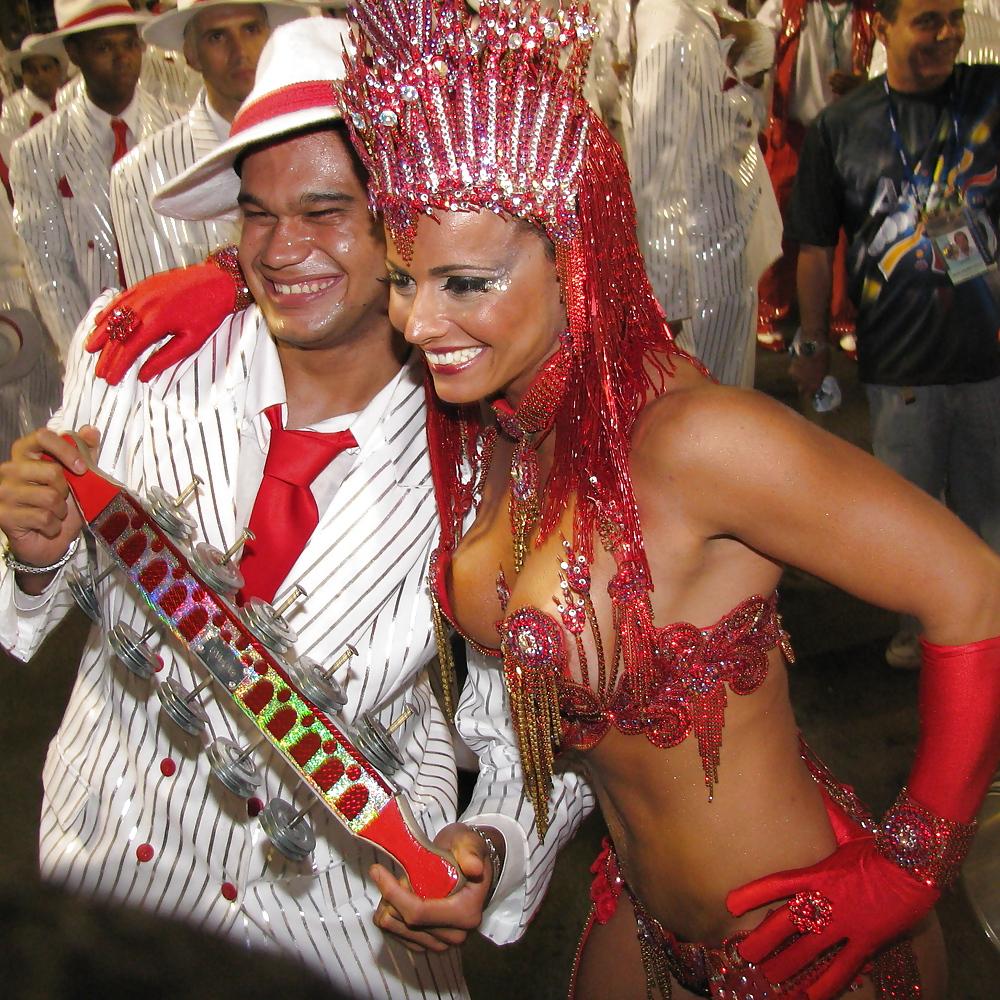 24P Brazilian Goddess Viviane Araujo