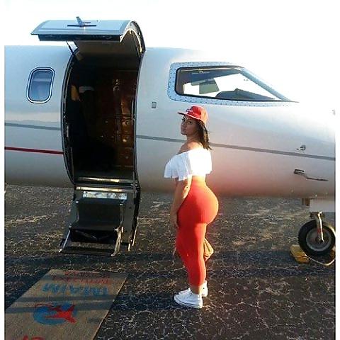 25P My favorite asses of all time 2: ultimate jerk edition