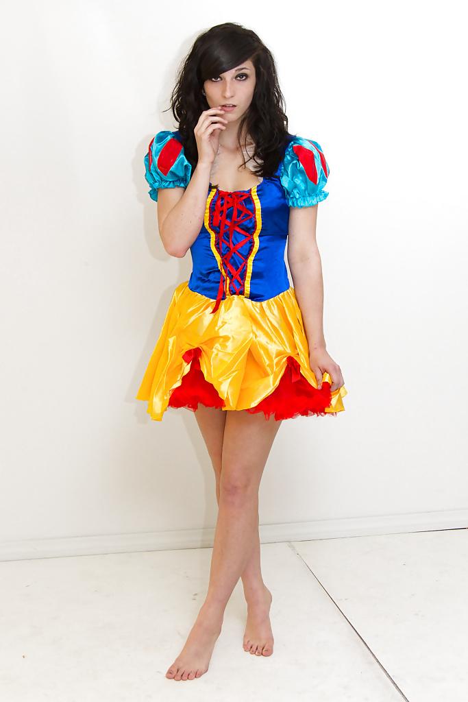 23P FANTASY DRESS 11 (LORDLONE) 