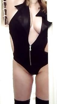 11P Stupid 18Yo blonde Slut Whore showing off pussy and ass 