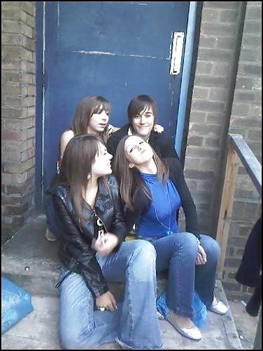 25P Beautys in Jeans - no porn