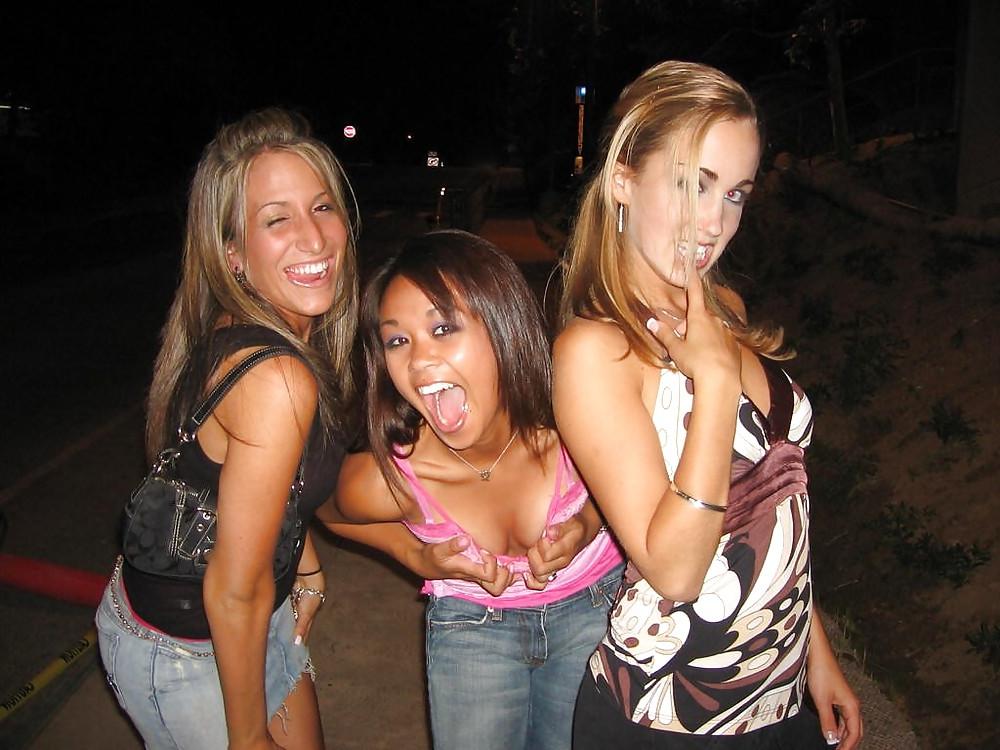 25P Beautys in Jeans - no porn