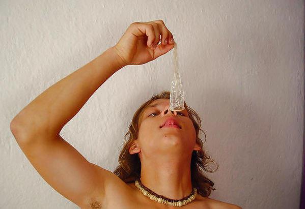 25P Les salopes ( drink sperm , play condom ,facial )