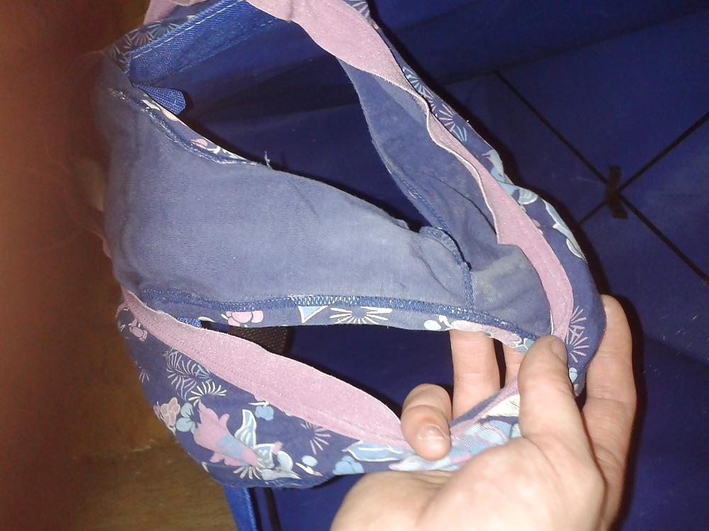 6P Panties and thong of neighbour