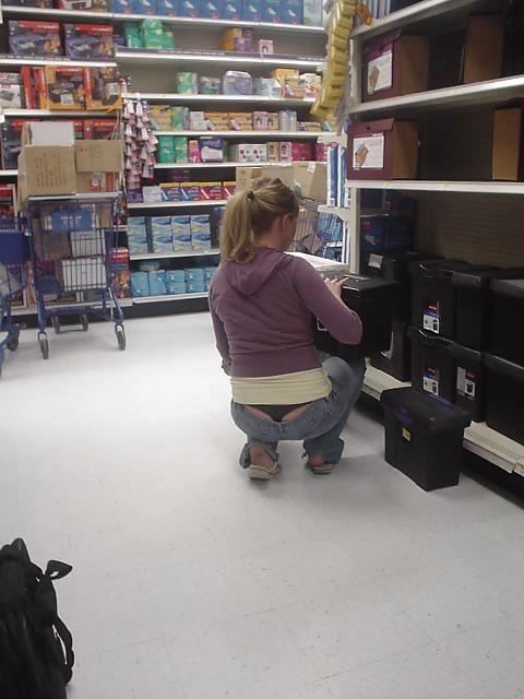 15P Sexy thong peeps