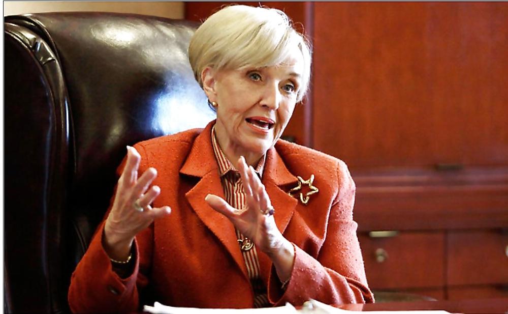 25P For all who love jerking off to conservative Jan Brewer