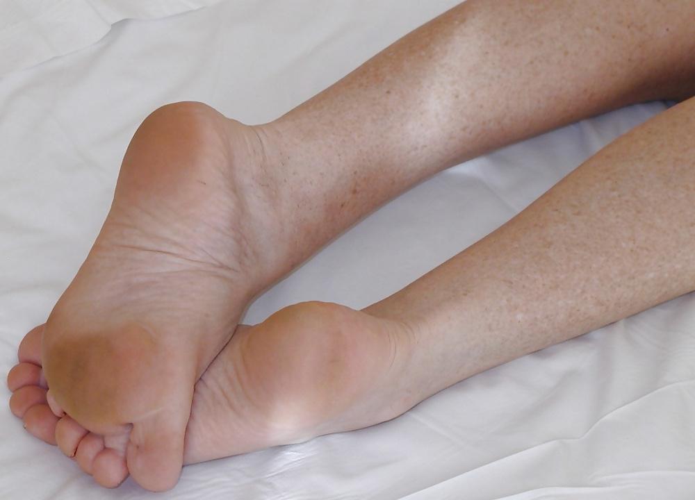 13P FEET OF MISTRESS C - NEW GALERY