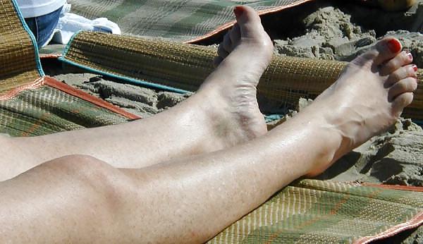 13P FEET OF MISTRESS C - NEW GALERY