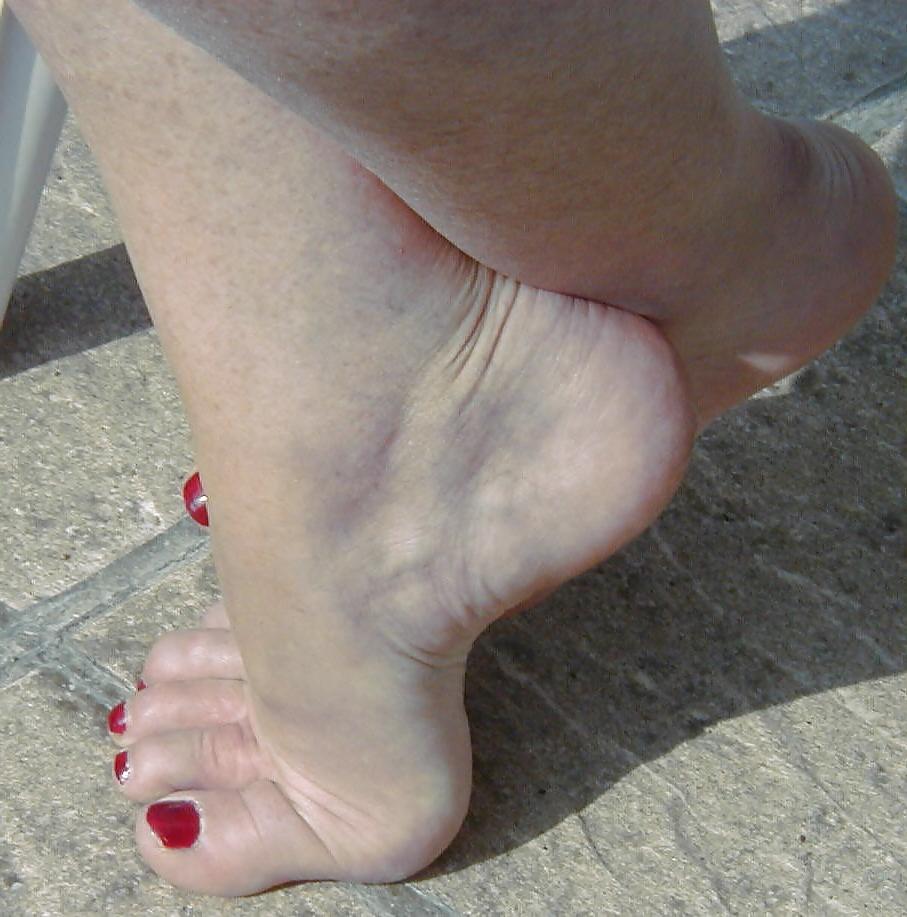 13P FEET OF MISTRESS C - NEW GALERY