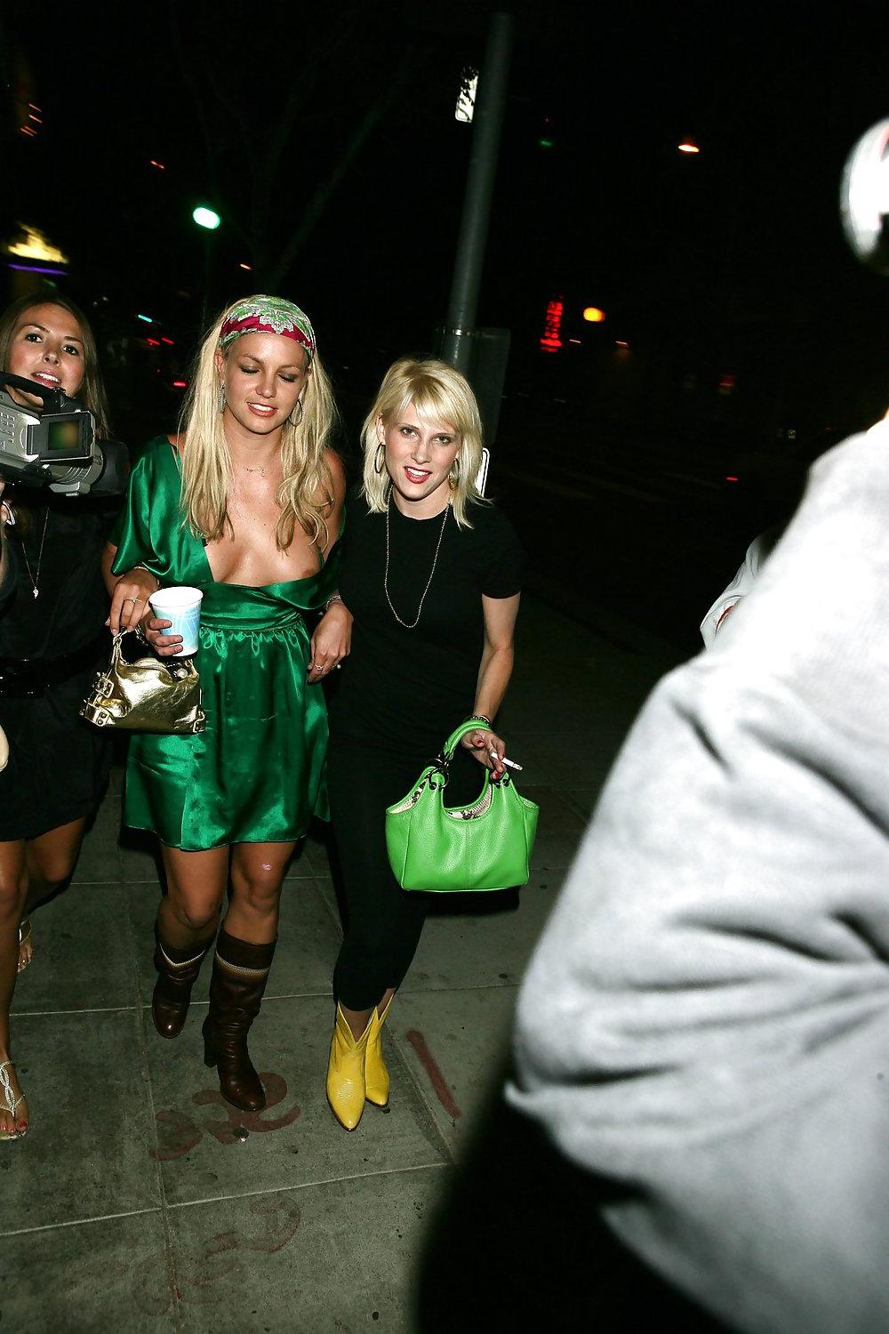 19P Britney Jean Spears 