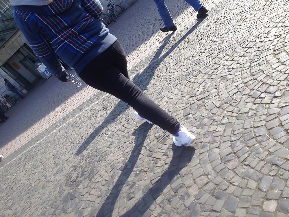12P Voyeur - Nice Teen Ass in black Jeans