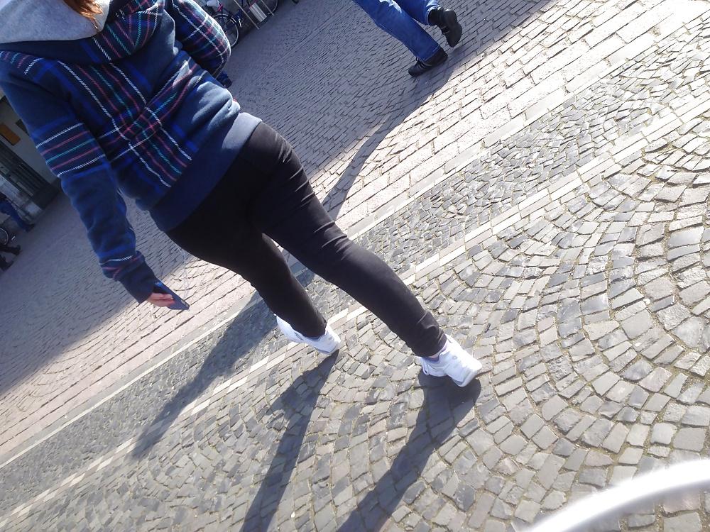 12P Voyeur - Nice Teen Ass in black Jeans