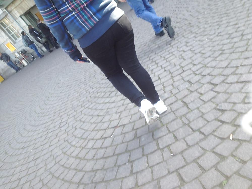 12P Voyeur - Nice Teen Ass in black Jeans