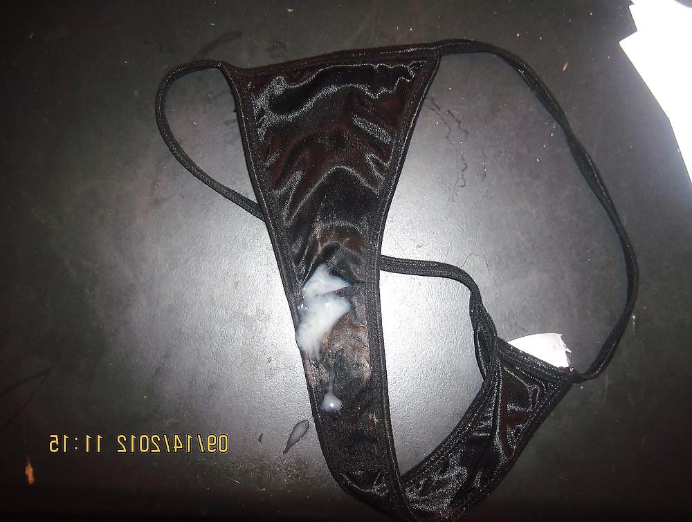 5P Cumming on nieces black thong