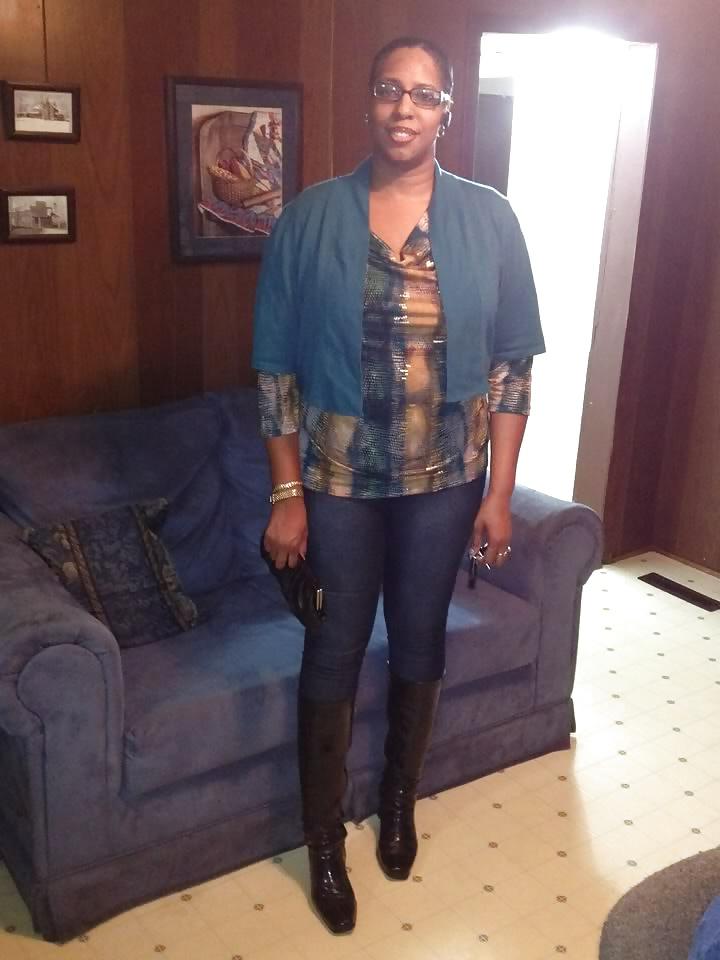 25P Jeans, Heels, & Stockings