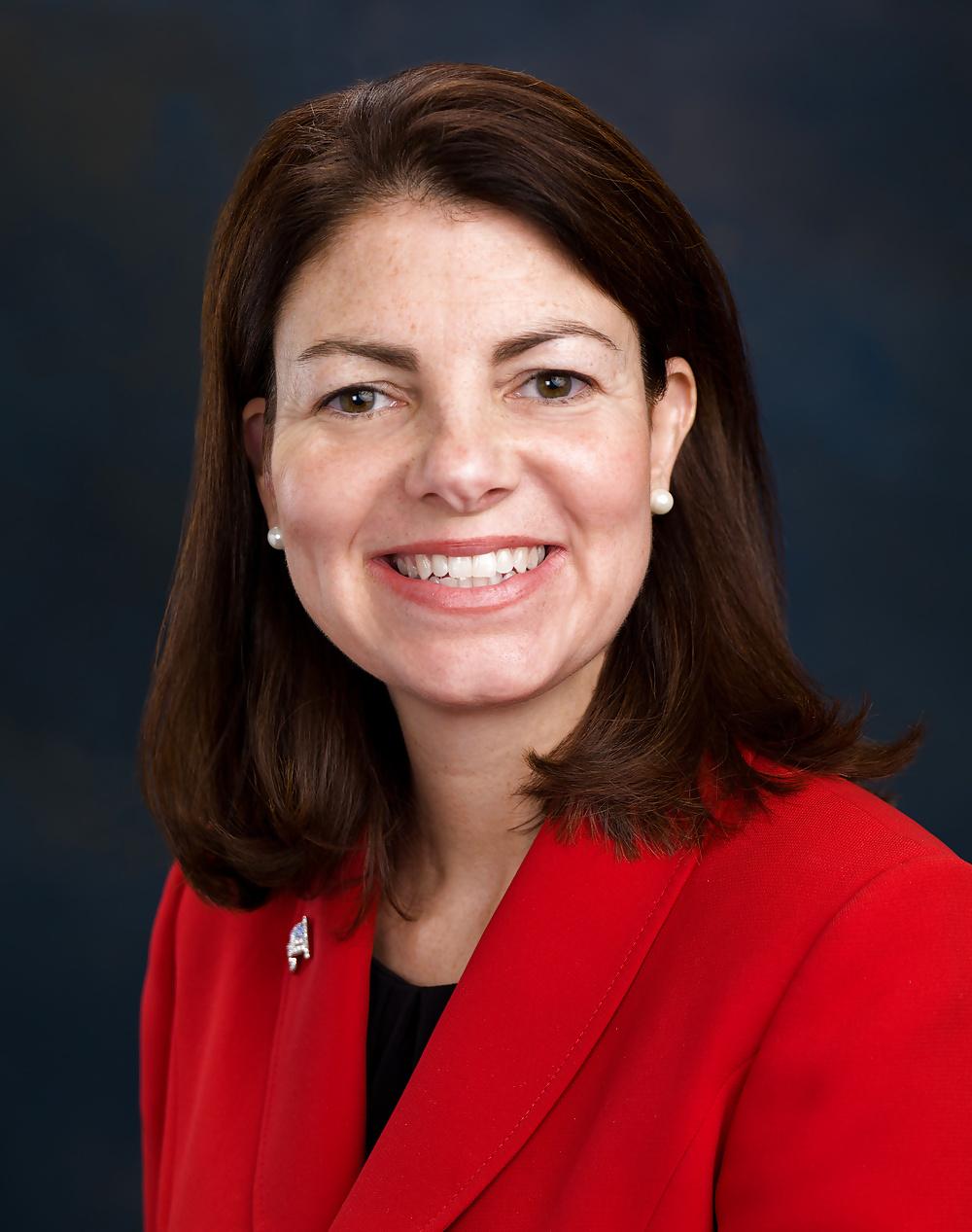 25P Es macht so viel Spaß, der konservativen Kelly Ayotte einen runterzuholen