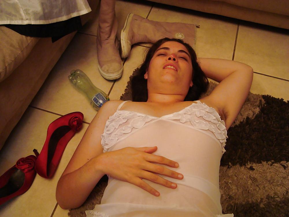 10P Cumming on my hairy armpit