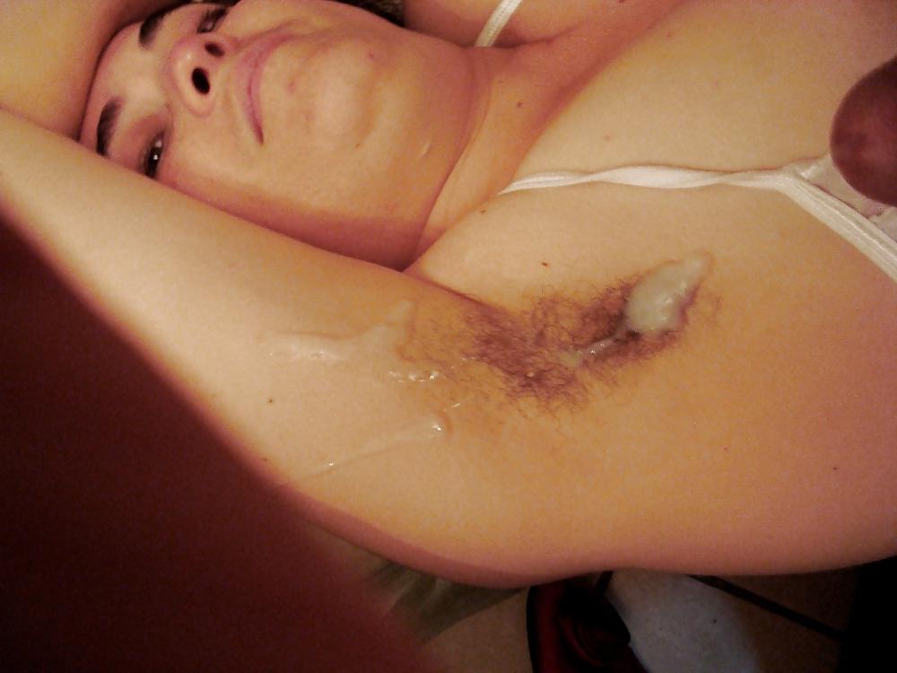 10P Cumming on my hairy armpit