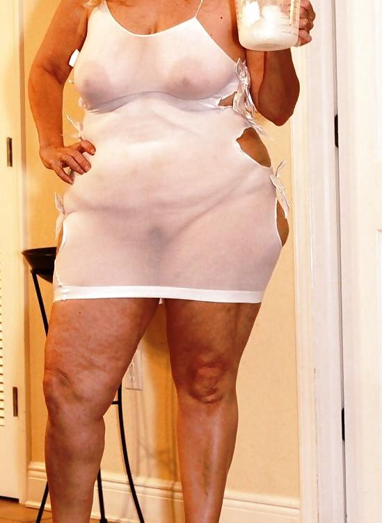 25P Granny and fat ass