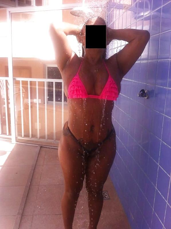 25P Esposa wife brazilian bikini