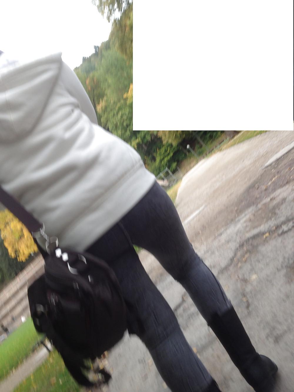 9P Candid Teen Jeans Ass - Voyeur
