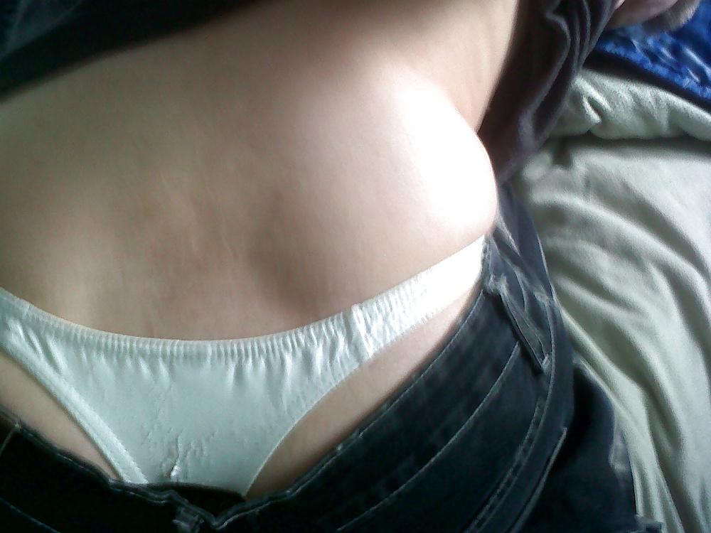 13P Tight jeans of girl and white thong latex men