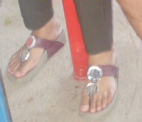 10P My gf's feet in thong sandals