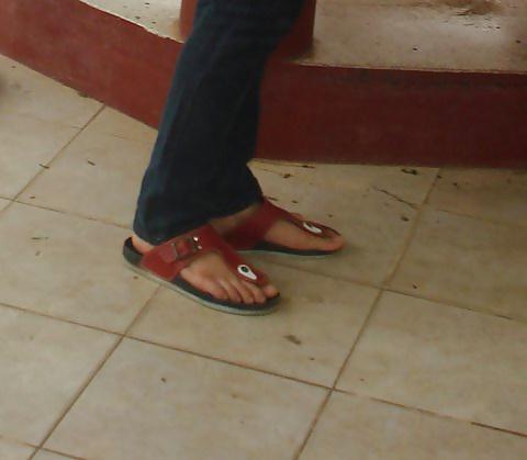 10P My gf's feet in thong sandals
