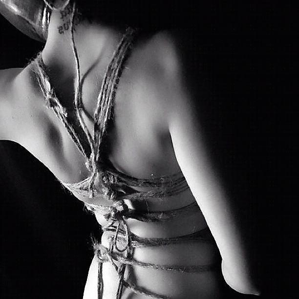 4P Are you a whore that like being tied up?