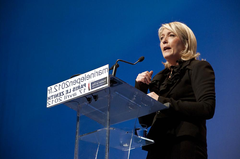 25P I adore jerking to sexy Marine Le Pen