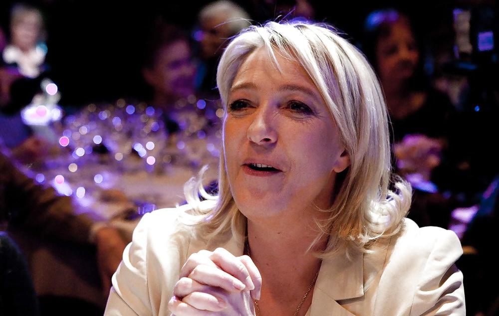 25P I adore jerking to sexy Marine Le Pen