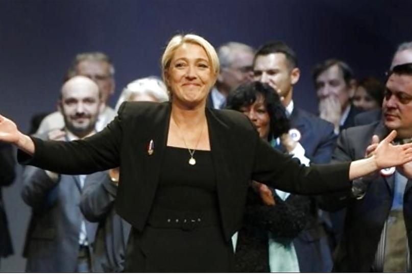 25P I adore jerking to sexy Marine Le Pen