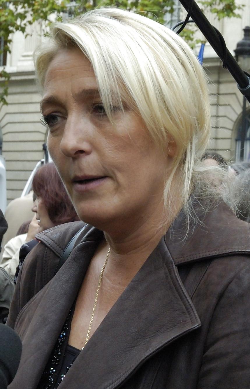 25P I adore jerking to sexy Marine Le Pen