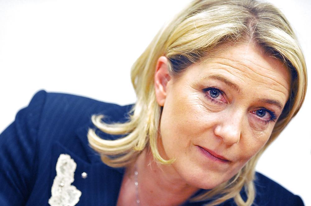 25P I adore jerking to sexy Marine Le Pen