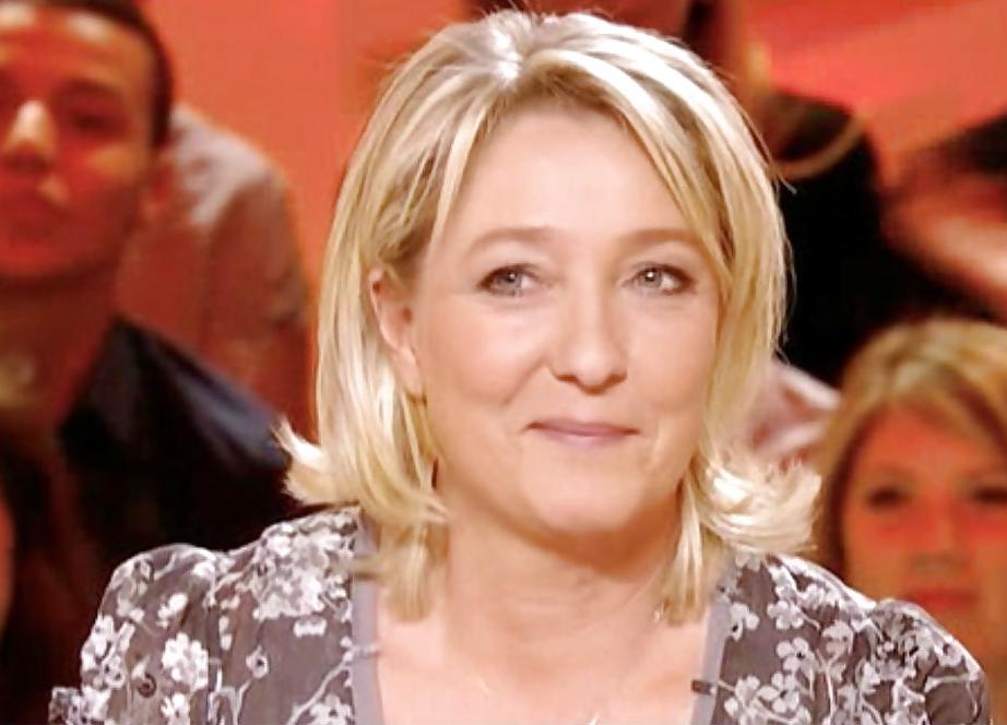 25P I adore jerking to sexy Marine Le Pen