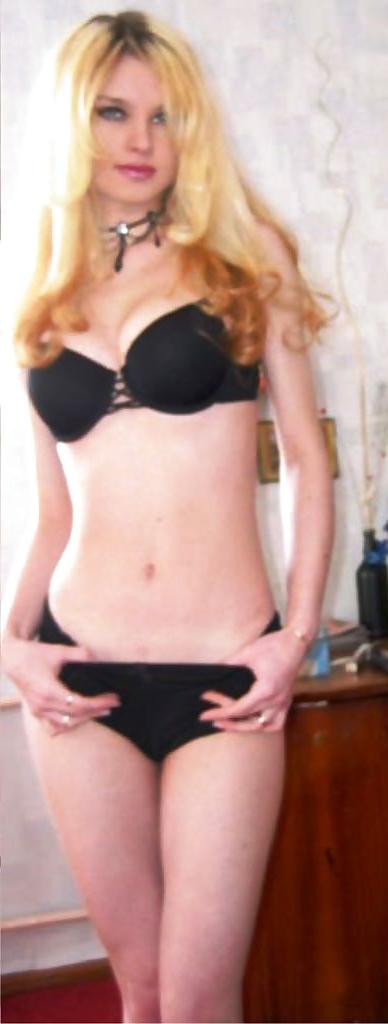 25P Private pictures of a cute teen girl in heels and stockings