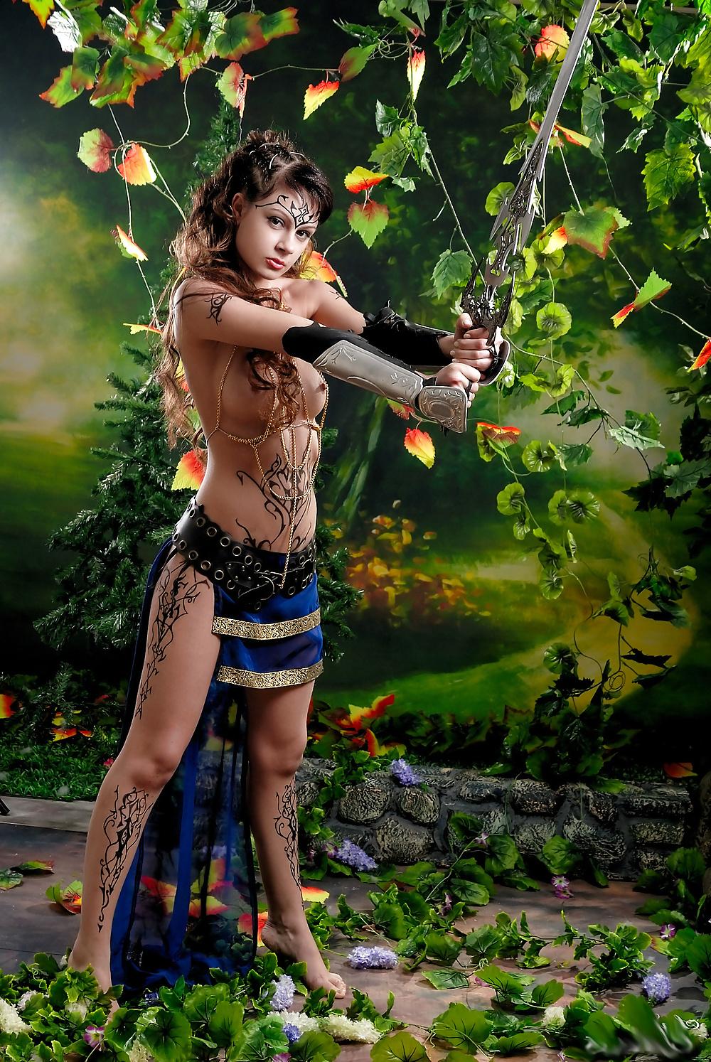 25P Fantasy Girls