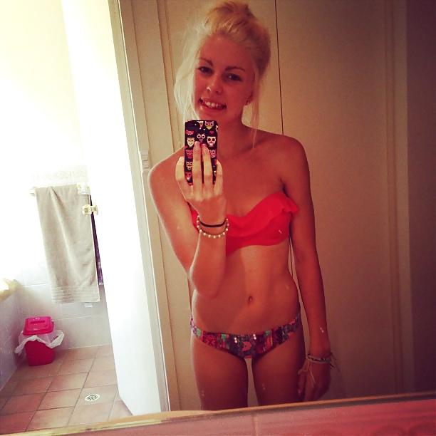 25P Fresh Hot Teens 2! Whats your fantasy with us?!