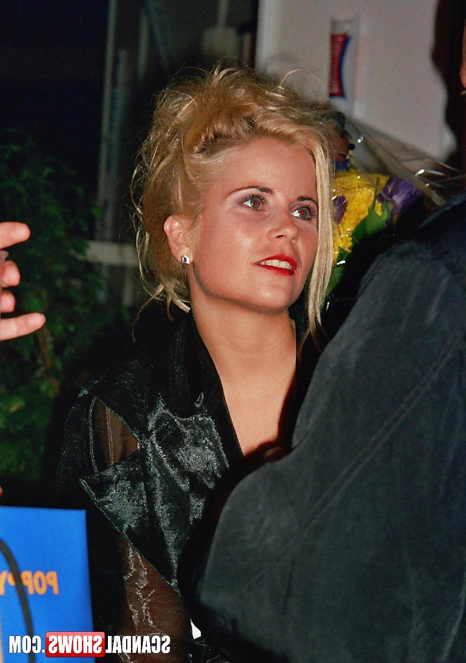 10P Amateur video exposing chicks gone wild