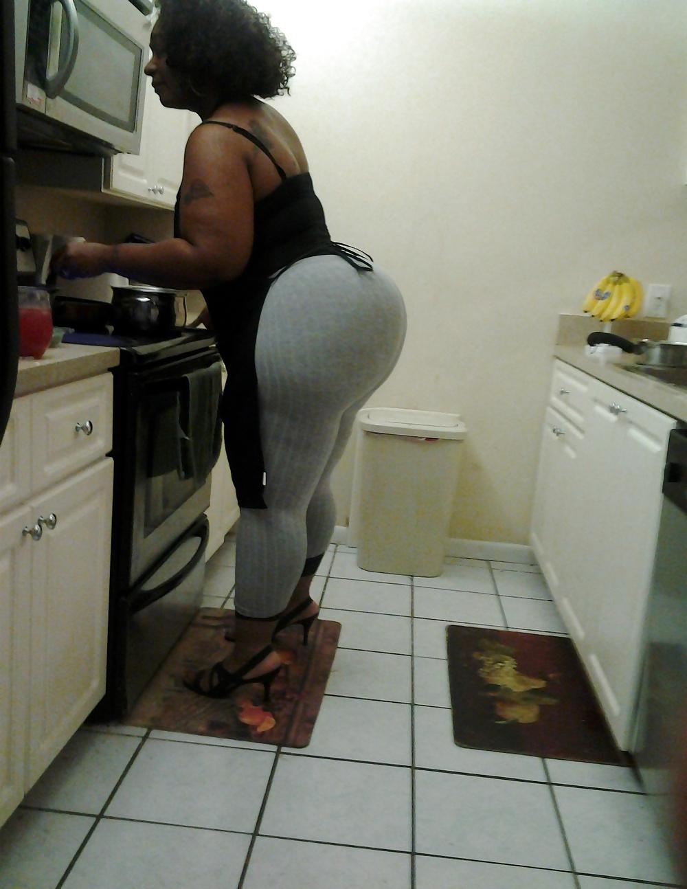 23P I love Curvy ladies 1