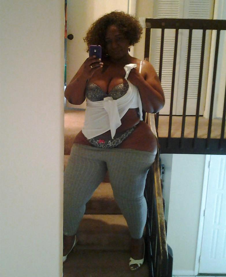 23P I love Curvy ladies 1