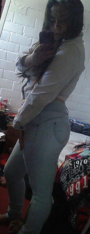 25P Qamila Chilena Culona Caliente Hot Teen Chilean